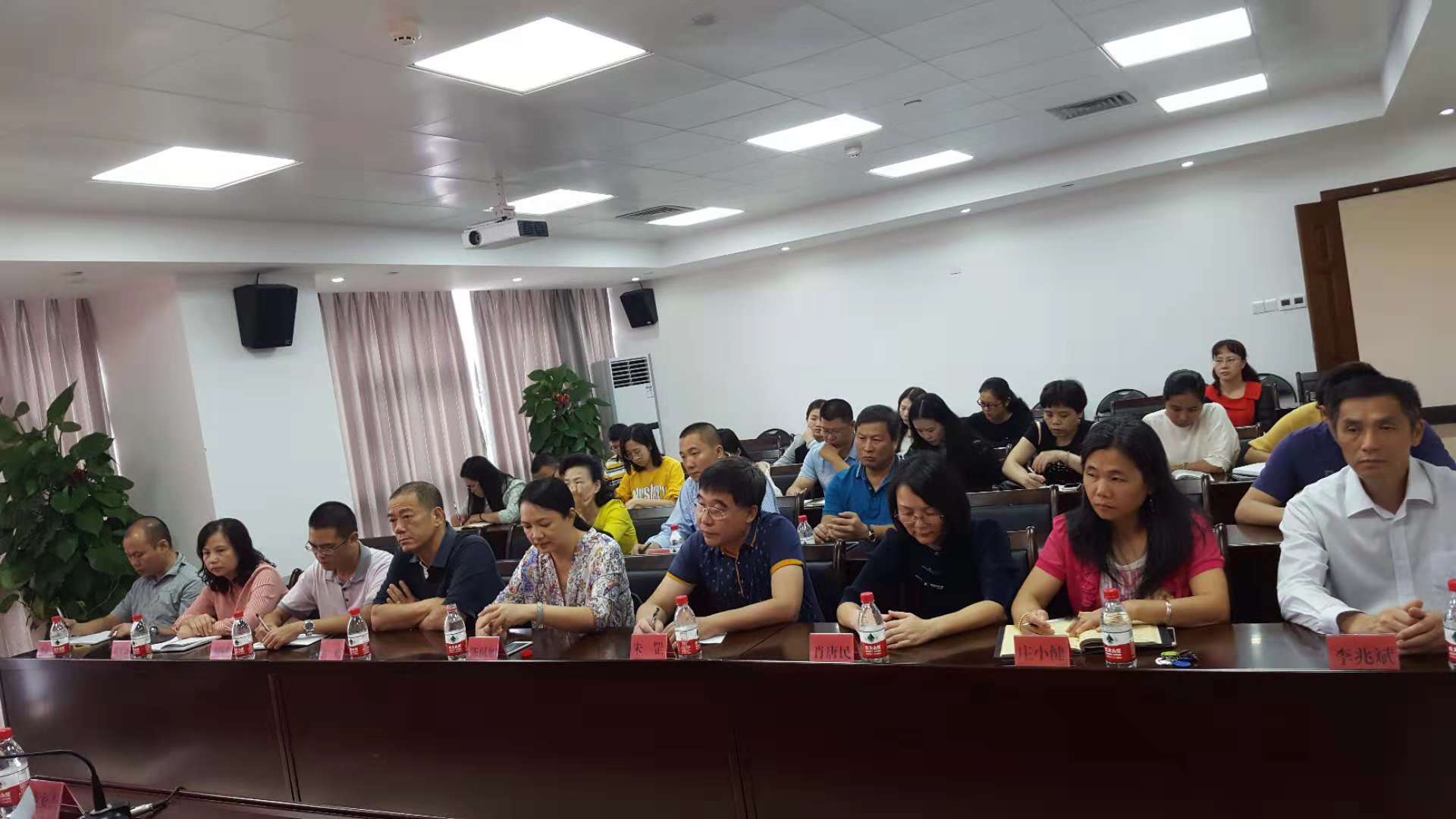 微信图片_20181106104735.jpg